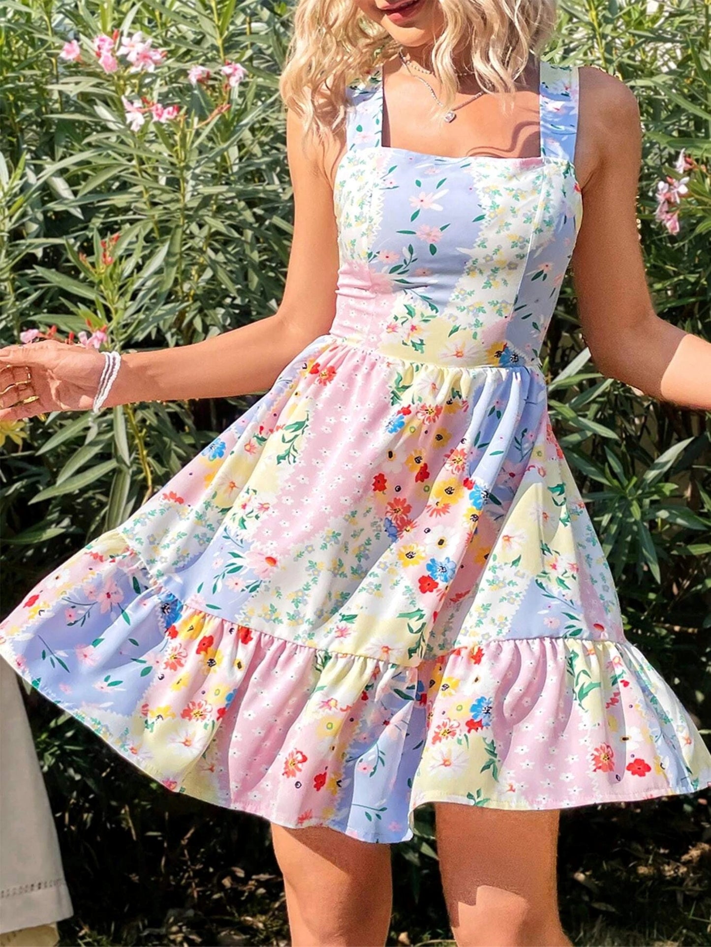 【Boho Chic】Floral Strapless Dress with Back Tie Detail, Summer Bridesmaid Guest Dress for Garden Party, Date Night