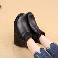 2022 New Fashion Winter Women Boots Outdoor Keep Warm Leather Ankle Boots Mom Autumn Plush Wedge Shoes Woman Plus Size Shoes