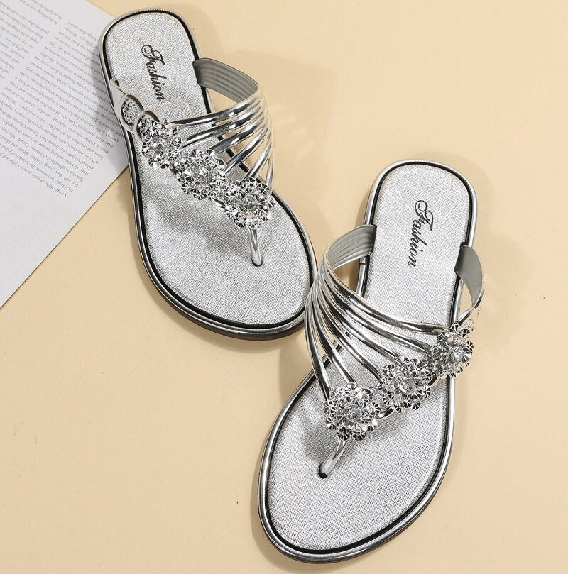 Slippers Flip Flops Woman Flats Shoes Summer Sandals Low Heels Women'S Beach Luxury Casual Rhinestones Gold Sliver Free Shipping