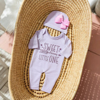 Ylsteed Newborn Photography Romper Jumpsuit with Bow Hat 'Hello World' Embroidery Infant Props for Coming Home Outfit Baby Gift