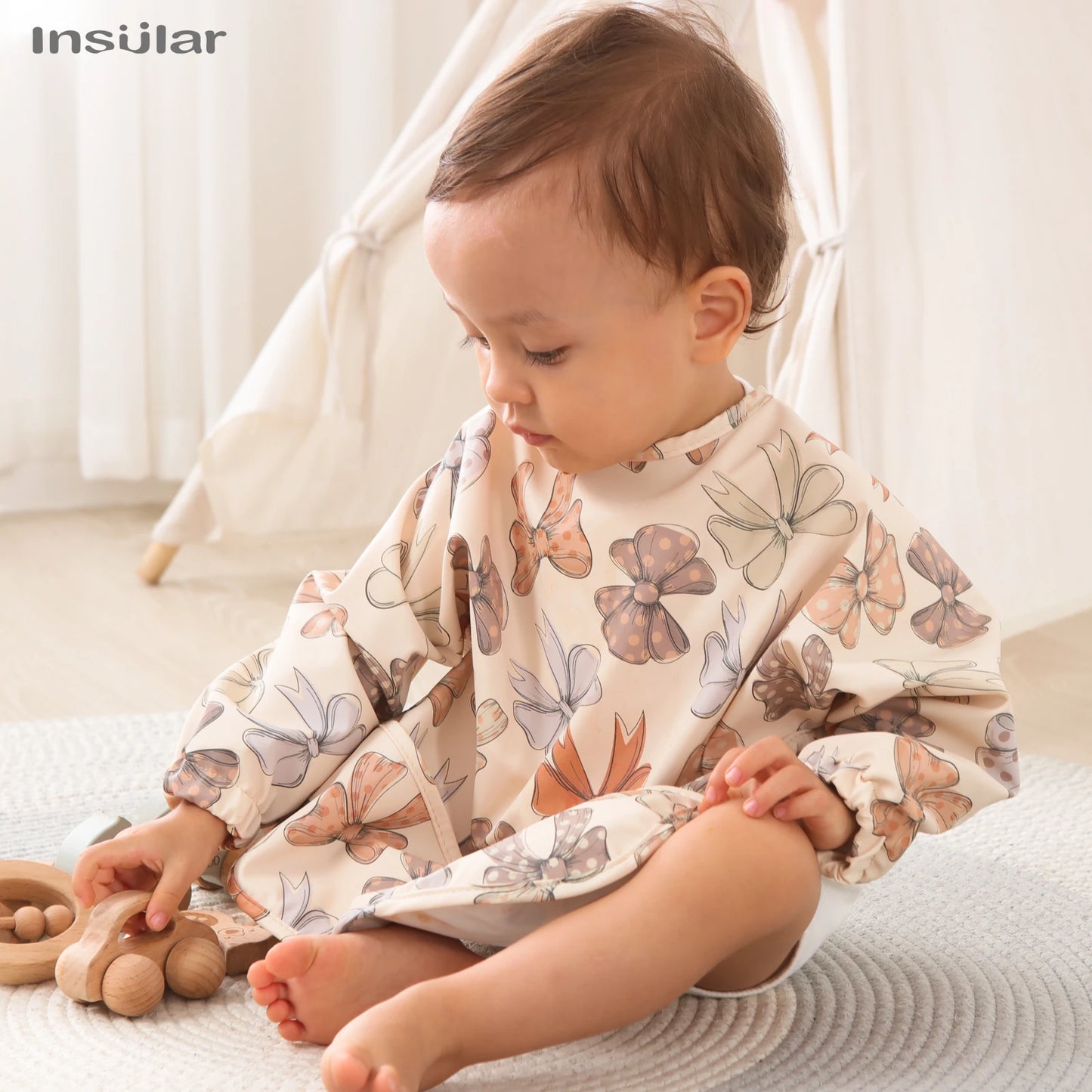 New Baby Bib with Pocket for Feeding Accessories Bibs for Children Waterproof Long Sleeve Bibs Aprons with Long Sleeve