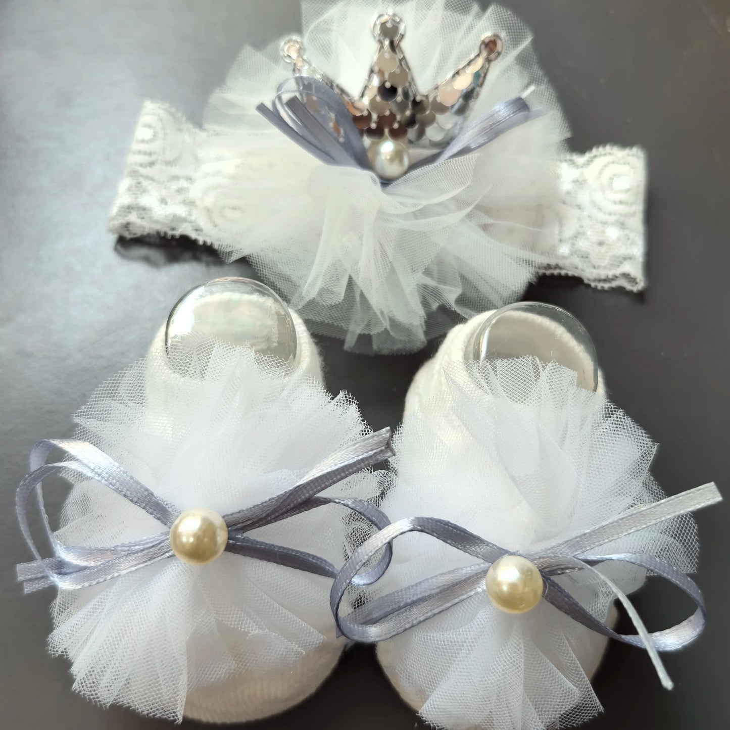 Cute Infant Headband Socks Combo - Breathable Bow Headband & Grip Socks for Baby (1 Set)