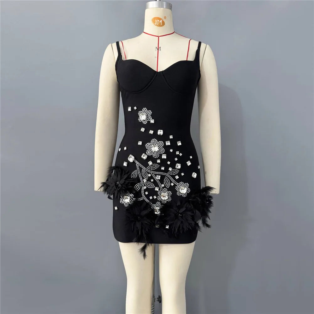 2026 New Arrival Women Spaghetti Strap Bandage Dress Luxury Rhinestones Diamond Club Party Mini Clothes
