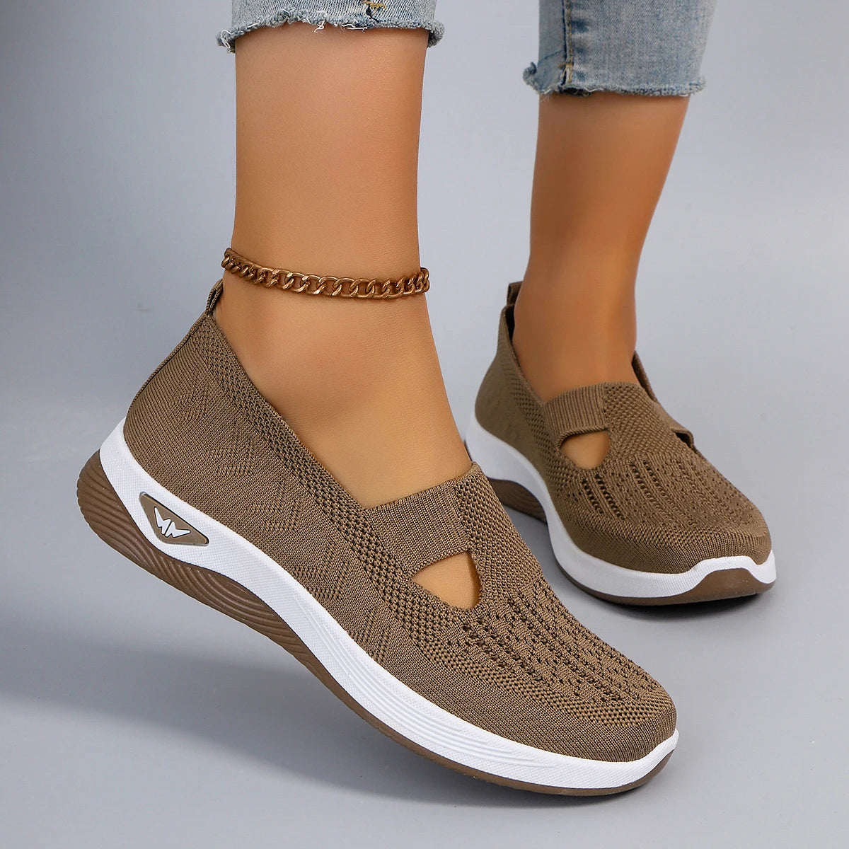 Spring new women's sports shoes, fashionable, breathable, lightweight, non-slip, wear-resistant, casual sports shoes, flat shoes