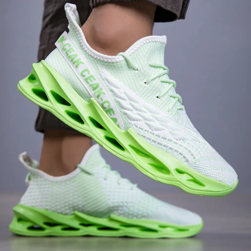 Lightweight Running Shoes Men Breathable Mesh Sneakers Non Slip Gym Training Shoes Walking Comfort Casual Footwear zapatillas