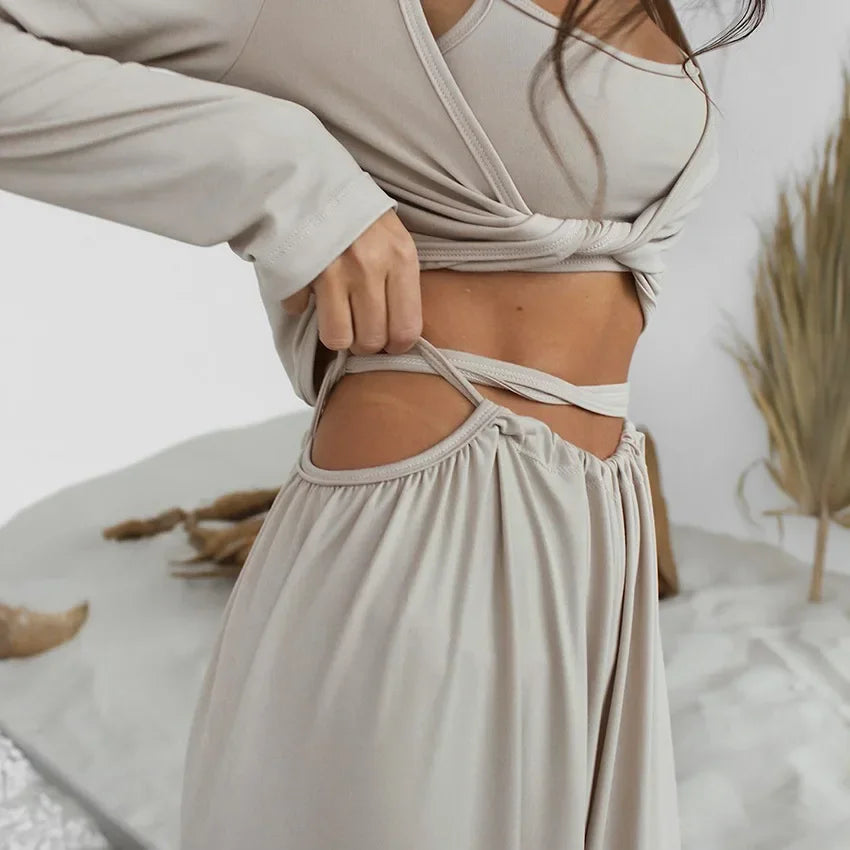 Spring new 2025 underwear, trousers, long-sleeved three-piece pajamas, fashionable and comfortable Modal loungewear women's