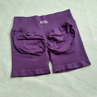 Fashion Shorts Low Waist Seamless Yoga Shorts Scrunch Bum Gym Shorts Women Workout Biker Stretch Fitness Shorts