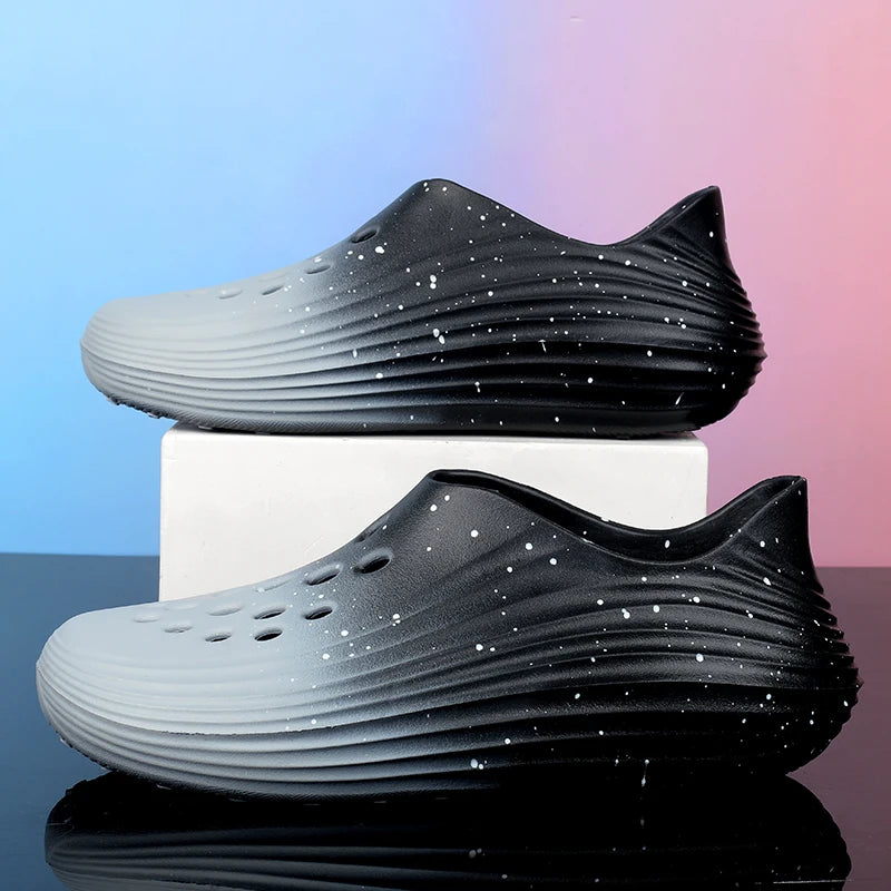 2025 Fashion single size gradient hole garden shoes outdoor beach casual shoes comfortable soft sole fashion sandals