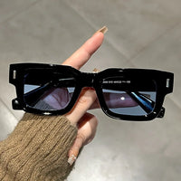 Luxurious Rectangle Sunglasses Women Men Fashion Brand Designer Casual Sun Glasses Female Male Plastic Outdoor Eyewear