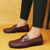 Italian Genuine Leather Slip on Men Shoes 2022 Luxury Brand Loafers Fashion Design Casual shoes Moccasin Male Driving Dress Flat