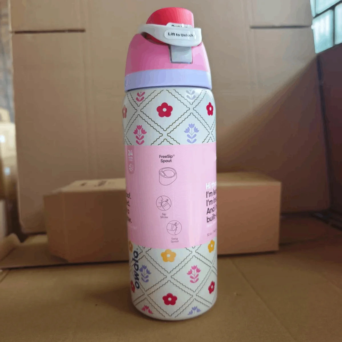 24oz Stainless Steel Insulated Cup with Straw Vacuum Thermos Mug for Coffee Iced Drinks Hot/Cold Double Wall Tumbler