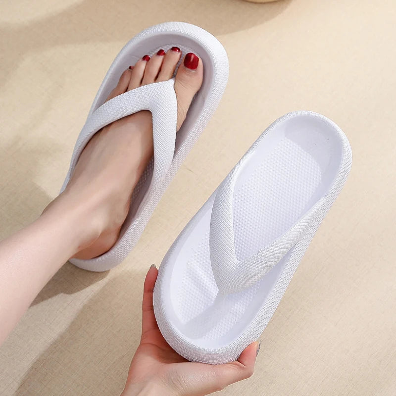 Soft Sole Platform Flip Flops Women 2023 Summer Beach Non Slip Cloud Slippers Woman Thick Sole Clip Toe Bathroom Slides Sandals