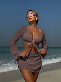 2025 new solid color summer new beach vacation style four-piece split swimsuit