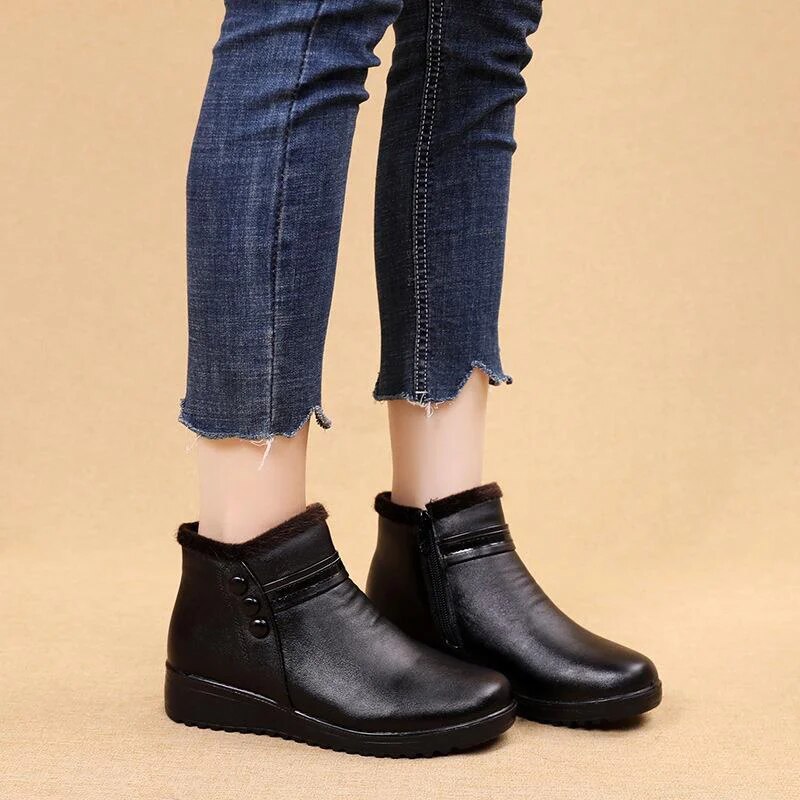 2022 New Fashion Winter Women Boots Outdoor Keep Warm Leather Ankle Boots Mom Autumn Plush Wedge Shoes Woman Plus Size Shoes