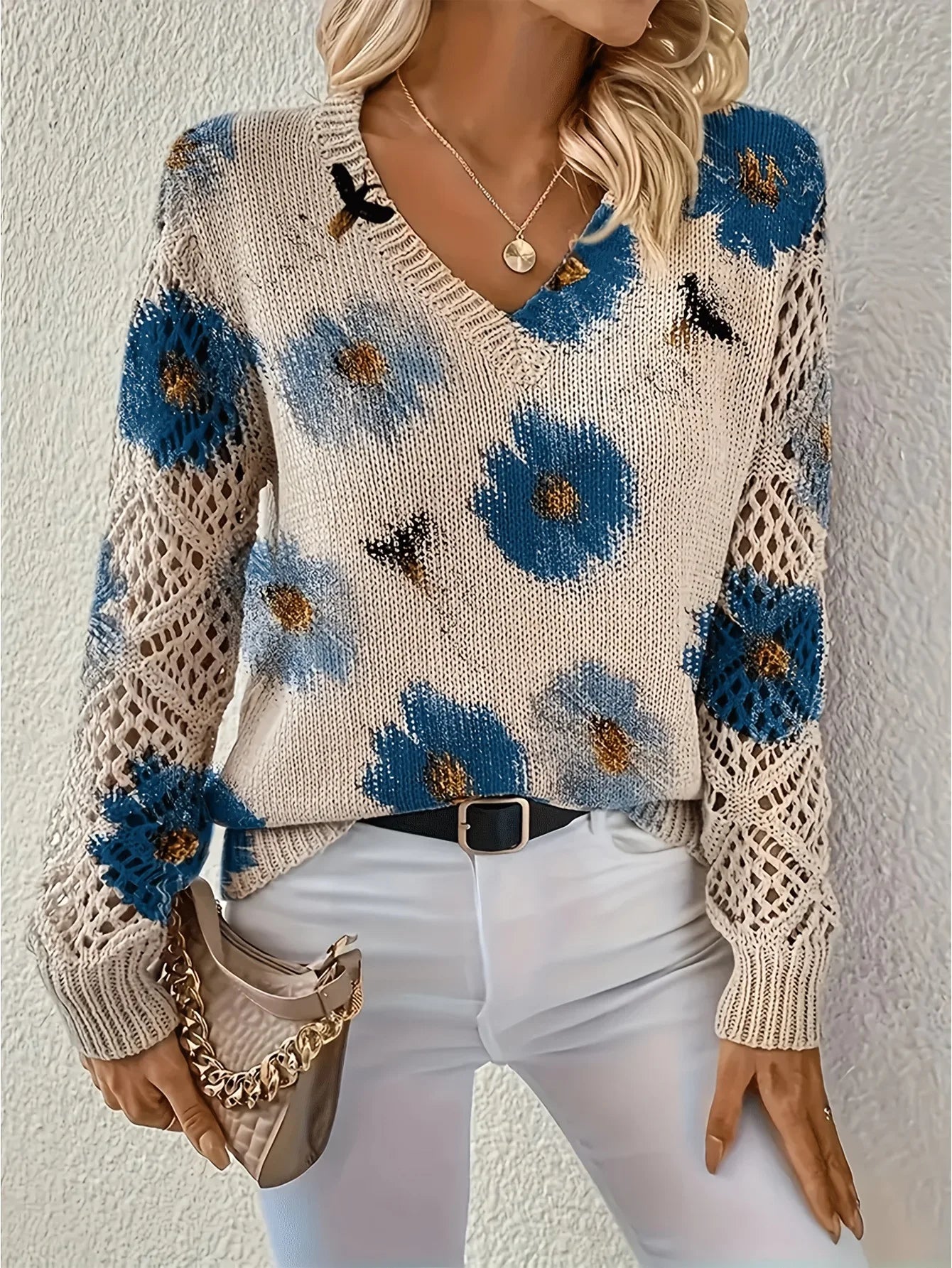 Elegant Bohemian Floral V-neck Long Sleeved Top Fashionable V-neck Pullover Hollow Printed Sweater Pullover 2025 Casual Knitwear