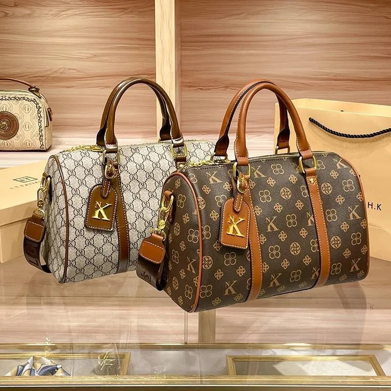 Ladies' Light Luxury Handbag 2025 New Spring Luxury Designer Fashion Retro Handheld Shoulder Bag Large Capacity Crossbody Bag