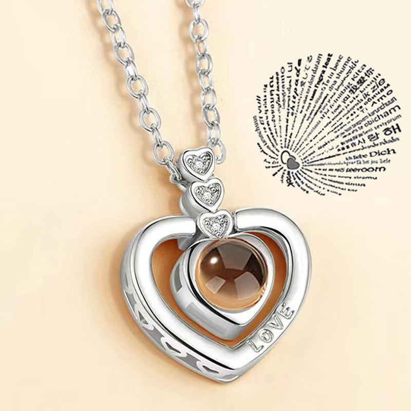 Projection Necklace 100 Languages I Love You Pendant Jewelry For Lover Girlfriend 2023 Trendy Couple Romantic Cute Accessories