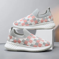 Fashion Mesh Kids Running Shoes Youngsters Teens Casual Walking Students Sneakers Breathable Soft Children Outdoor Sports Tennis