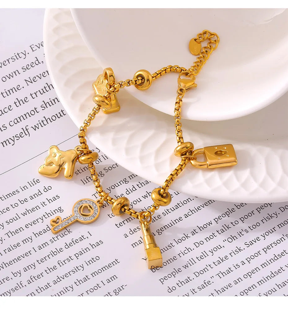 316L Stainless Steel Charm Bracelet For Women 18K Gold Plated Waterproof No Tarnish Women's Multiple Different Pendant Bracelets