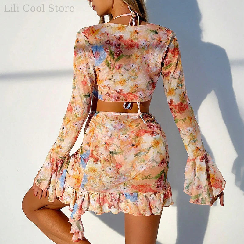New Arrival Sexy Print Four Piece Bikini Set High Waist With Beach Skirt Long Sleeve Crop Top Swimwear Bikini Bathing Suit
