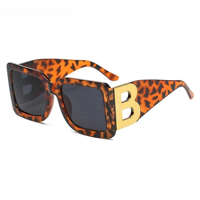 UV400 Square Sunglasses Retro, Oversized Full Frame Fashion Eyewear, Polarized Lenses for Outdoor Activities, Trendy Accessory