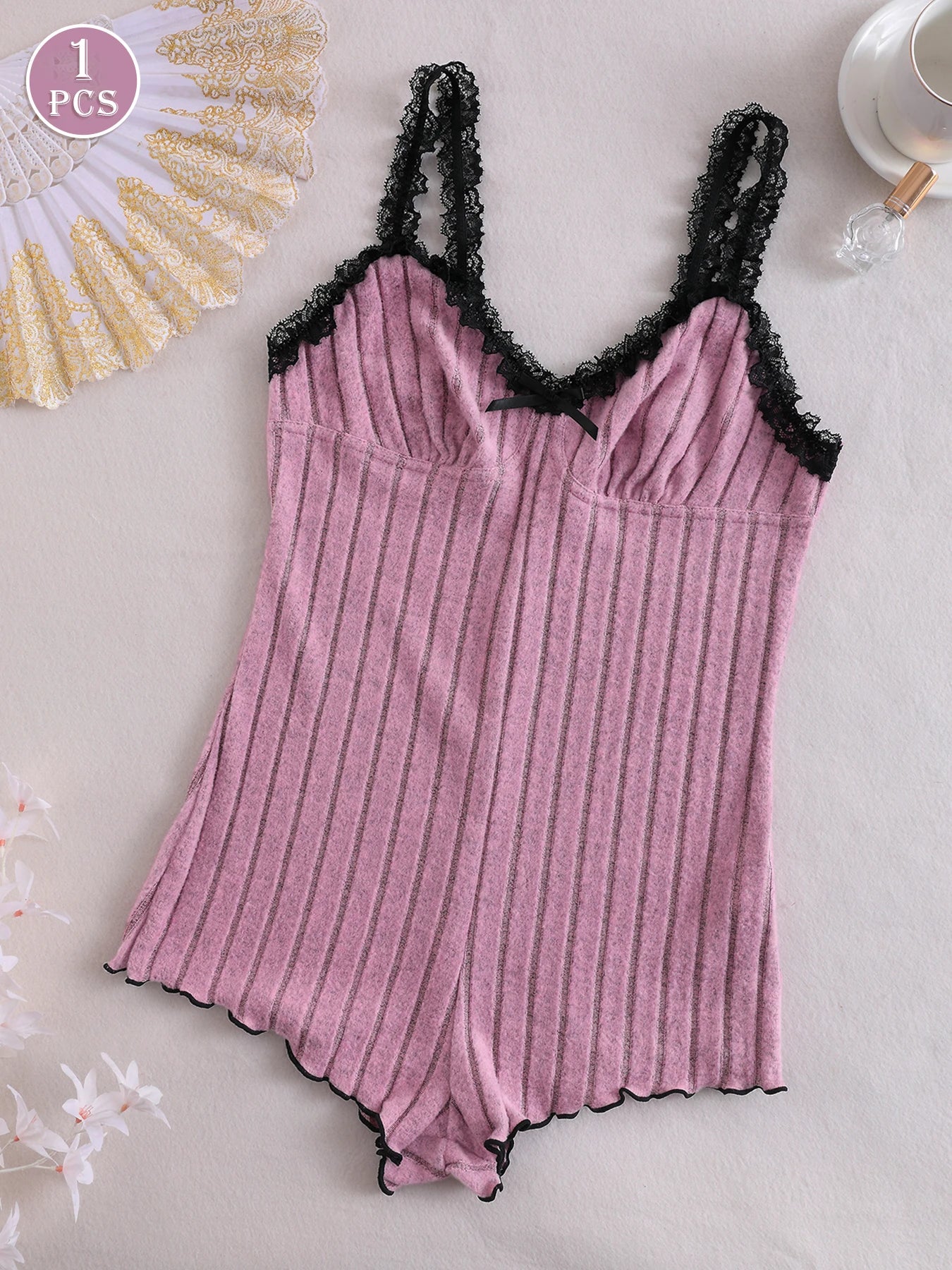 Women's casual sleeveless pajamas, comfortable loose-fitting one-piece sleepwear, suitable for all seasons, loungewear