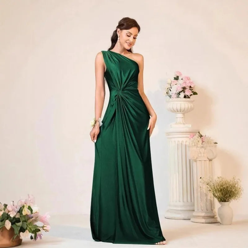 European and American Evening Dresses, Women's Banquet Wear New Produc Mega Mart Center European and American Evening Dresses, Women's Banquet Wear New Produc Mega Mart Center