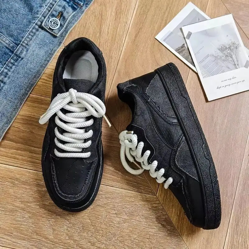 Fashionable and Luxurious New Men Sports Shoes Solid Color Round Toe Flat Spring Flat Bottom Thick Sole Comfortable Sports Shoes