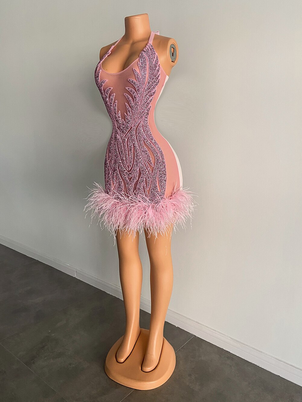 Stunning Sexy See Through Sheer Women Birthday Party Gowns Halter Sparkly Pink Feather Diamond Black Girl Short Prom Dresse 2023