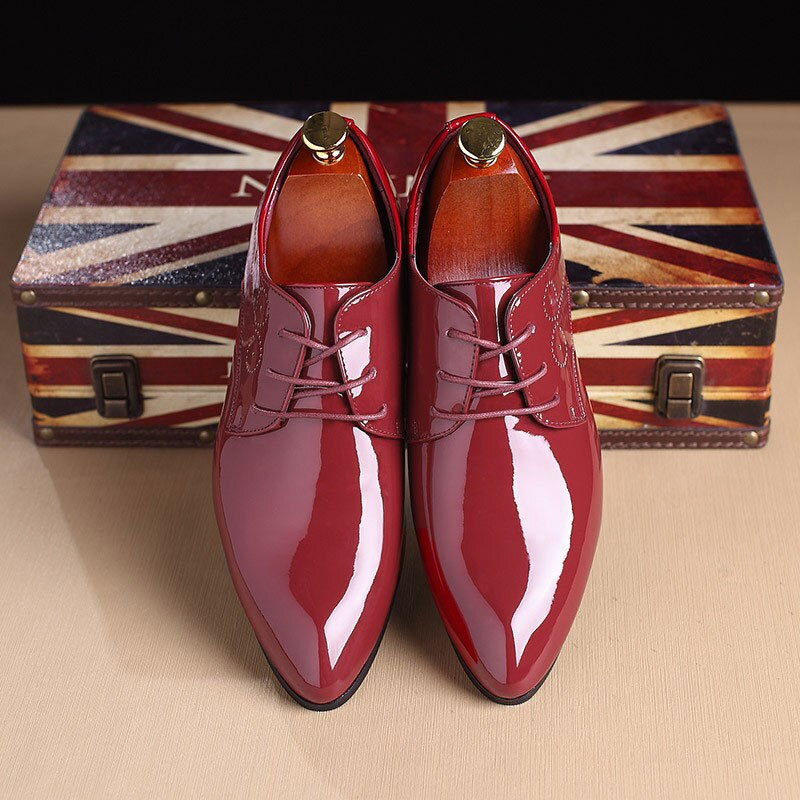 Men's Classic Retro Brogue Shoes Leather Mens Lace-Up Dress Business Office Shoes Men Party Wedding Oxfords Sizes 38-48