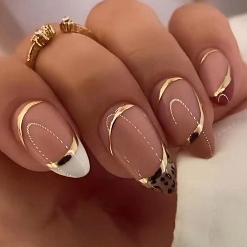 24pcs Short Almond False Nails French Ballerina Gold Line Fake Nail Full Cover Nail Tips