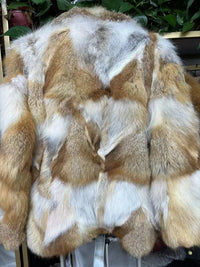 Luxury Brand Real Fur Jacket Women Winter Thick Warm Fur Coat Short Coat Windproof Chic Fox Fur Coat Big Fur Collar Vintage New