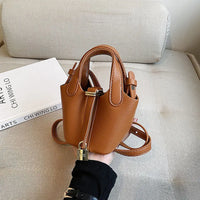 Ladies Handbag Female Bucket Bag Basket Shoulder Bag Travel BagLeather Bucket BagLarge Soft Leather Tote with Lock Daily