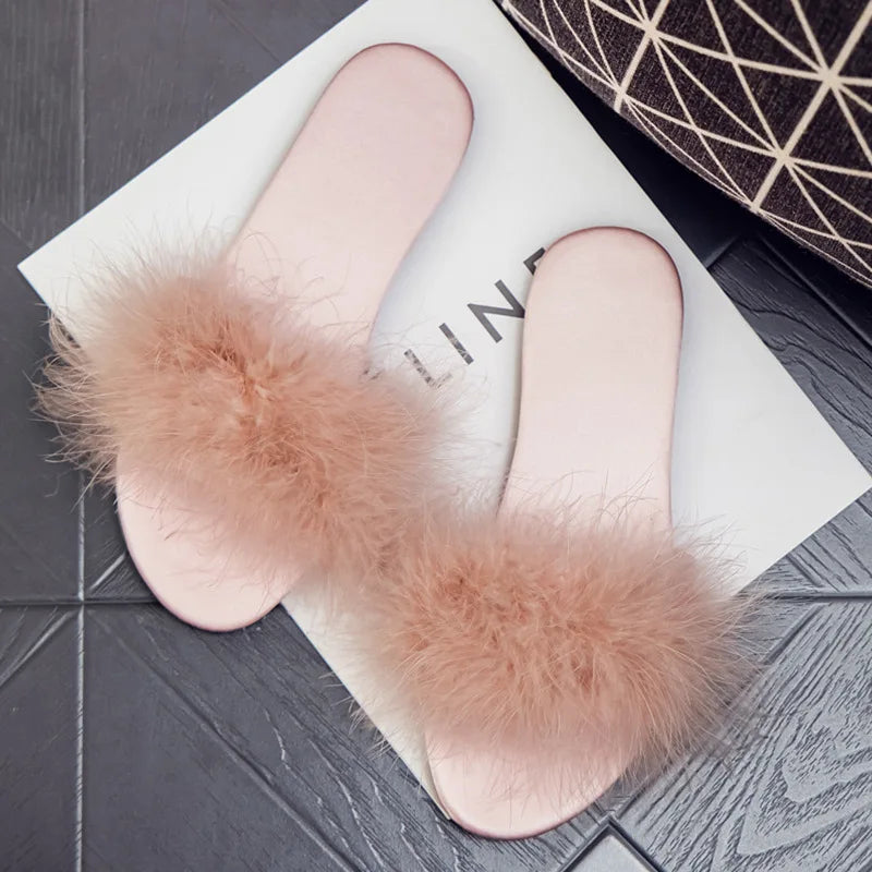 Summer Slippers New Fashion Versatile Women Shoes Comfort High-end Sexy Women Sandals Simple Retro Feather Flat Slippers Тапочки
