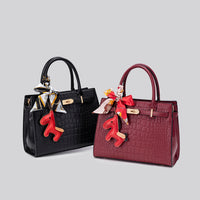Ladies' handbag, large-capacity multi-functional crossbody bag, PU leather, and durable, commuting single-shoulder c