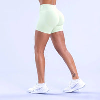 Fashion Shorts Low Waist Seamless Yoga Shorts Scrunch Bum Gym Shorts Women Workout Biker Stretch Fitness Shorts