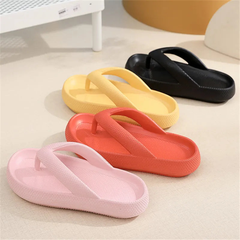 Soft Sole Platform Flip Flops Women 2023 Summer Beach Non Slip Cloud Slippers Woman Thick Sole Clip Toe Bathroom Slides Sandals