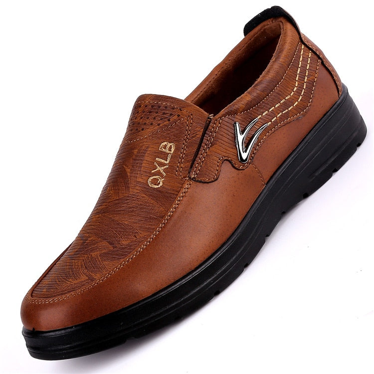 New Trademark Size 38-48 Upscale Men Casual Shoes Fashion Leather Shoes for Men Spring Autumn Men&#39;S Flat Shoes Driving Sneakers