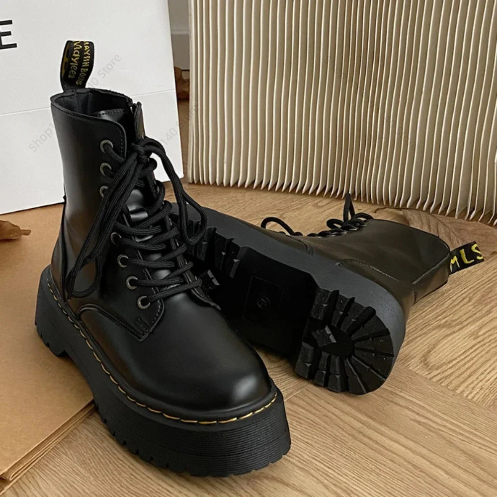 Minimalist Women Boots Casual Shoes Leather Chelsea ladies Classic Punk Female Goth Shoes High Platform Boots Women Botas Mujer