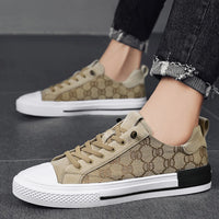 Hot Sale Men's Canvas Shoes Low Sneaker Lightweight Vulcanized Shoes Men Flats Loafers Breathable Casual Shoes Men Espadrille