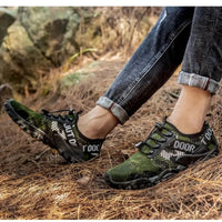 New Men's Shoes Flying Woven Mesh Sports Breathable Light Casual Sports Running Soft Sole Travel Shoes Sneakers Off White Shoes