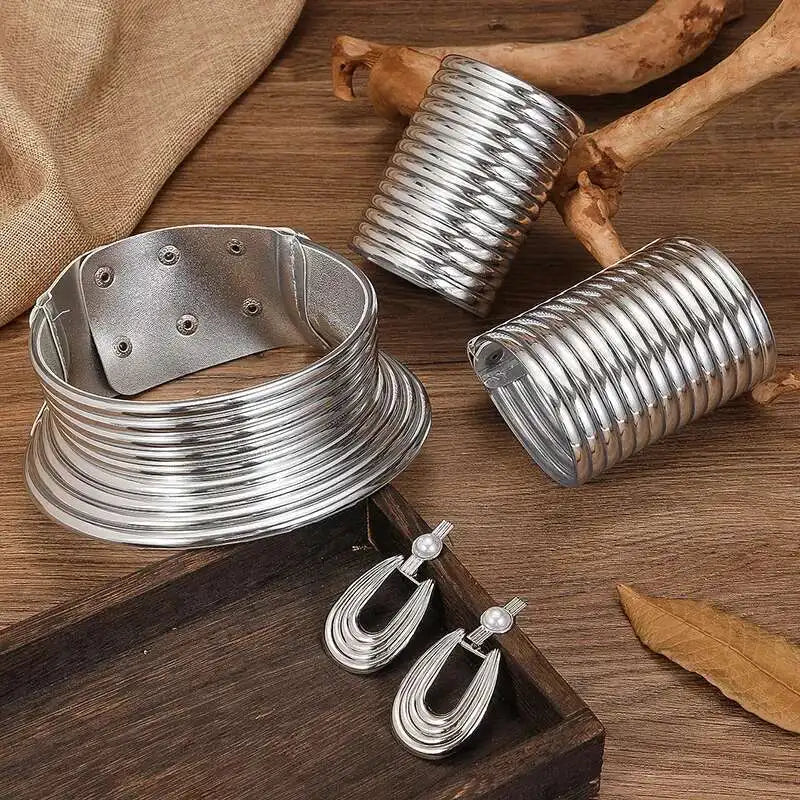 5pcs African Statement Jewelry Set 2025 Trendy Golded Leather Choker Neck Necklace Bracelet Earrings For Women Party Accessories