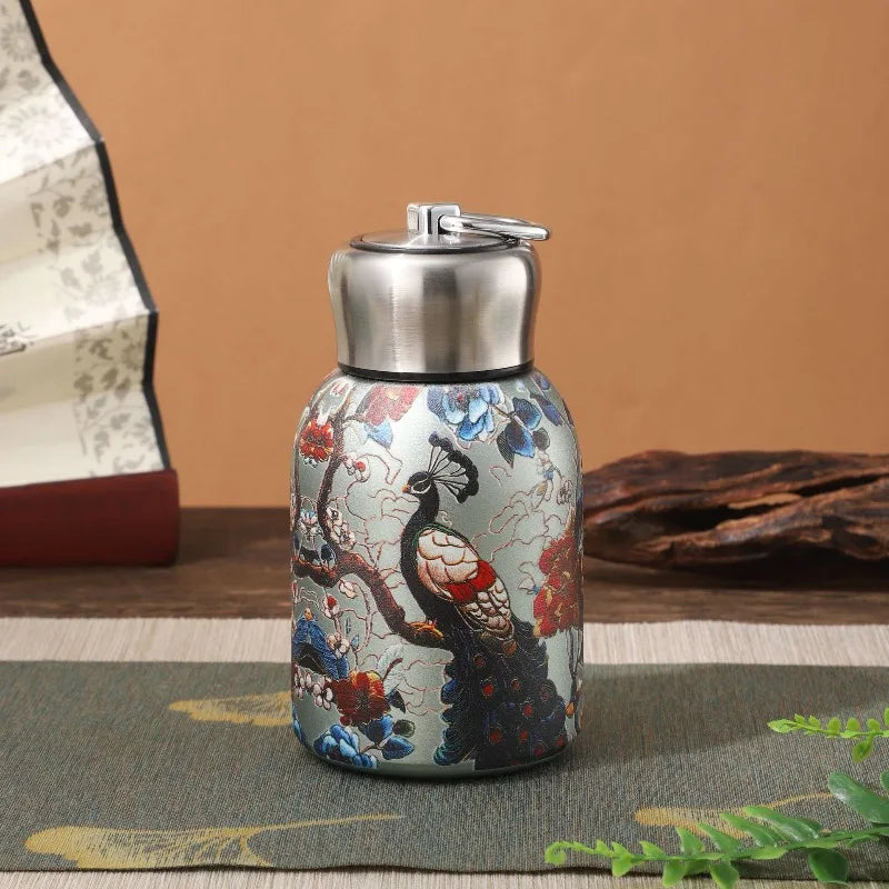 Stainless Steel Insulated Cup Home Fashion Outdoor Portable Insulated Handle Water Cup Car Simple Cup