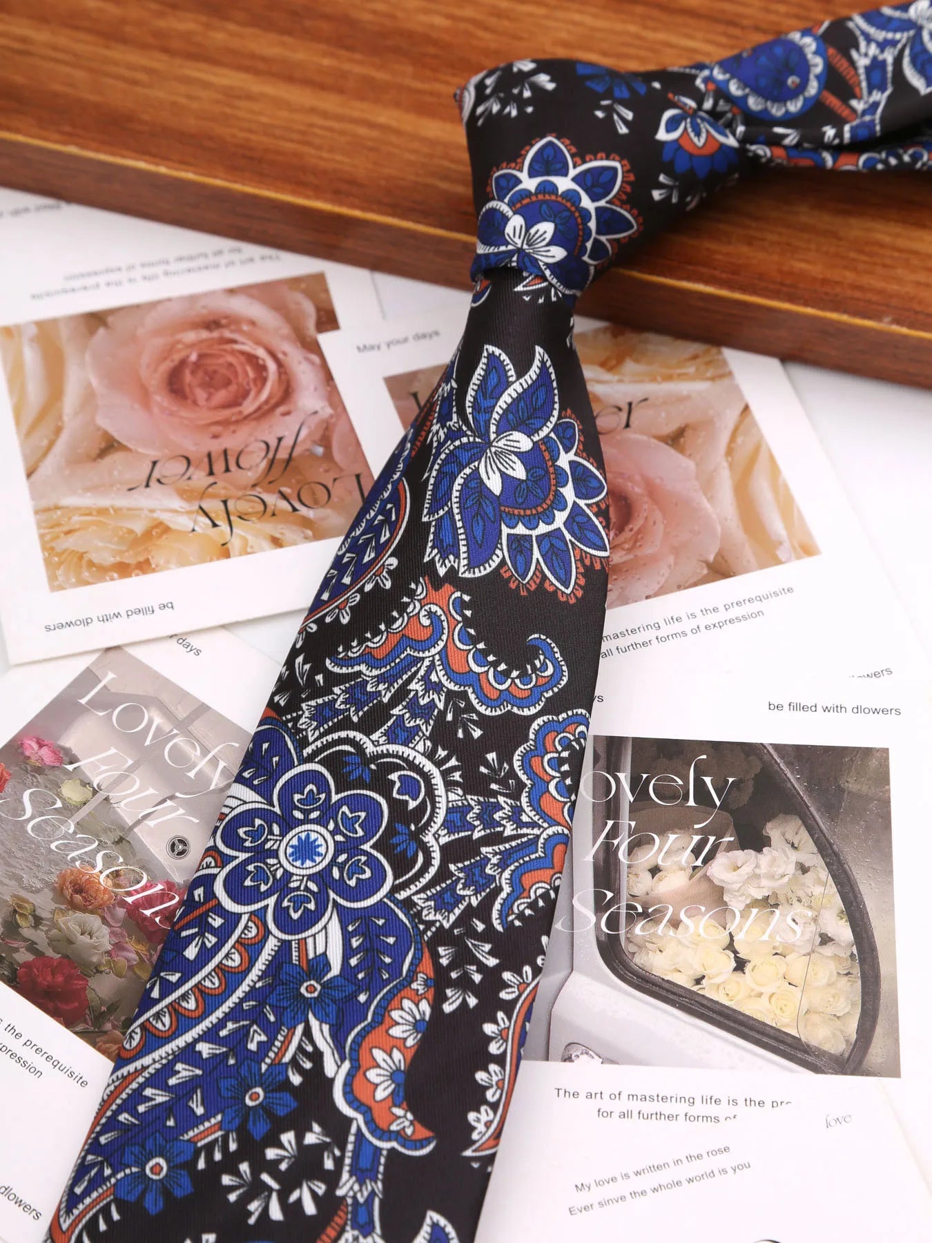 New Printing Men's Soft Thin Tie Creative Graffiti Floral Print Necktie Daily Wear Cravat Wedding Business Party Gift