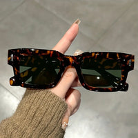 Luxurious Rectangle Sunglasses Women Men Fashion Brand Designer Casual Sun Glasses Female Male Plastic Outdoor Eyewear