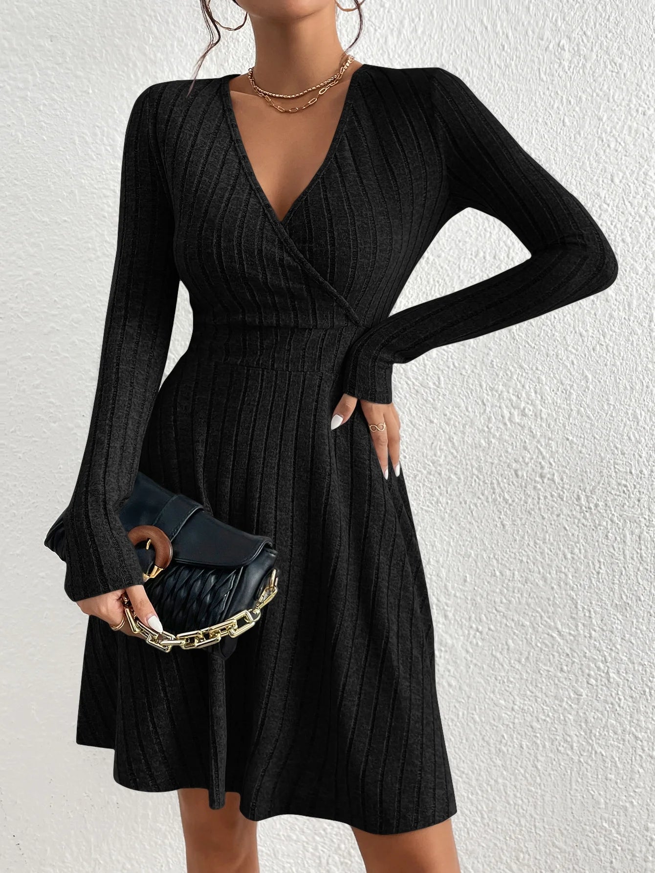 New for autumn/Winter 2024 Women Knit Slim Sexy Bodycon Dress V-Neck Long Sleeve Dress Solid Casual Midi Sweater Dress
