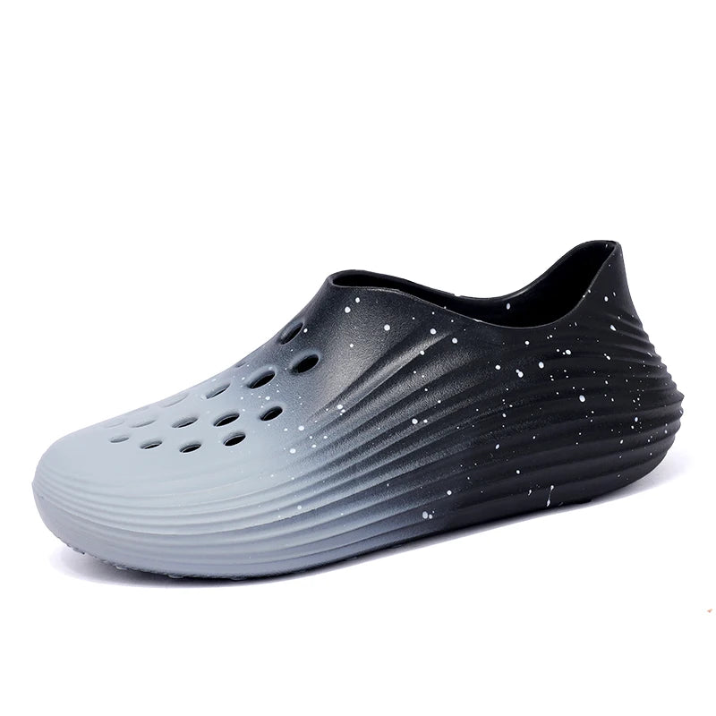 2025 Fashion single size gradient hole garden shoes outdoor beach casual shoes comfortable soft sole fashion sandals