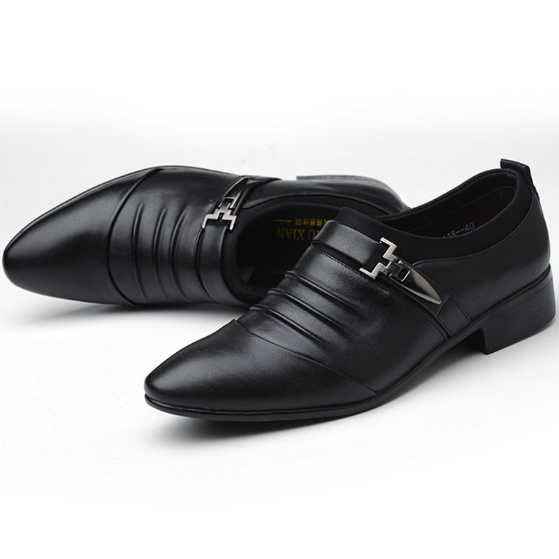 Classic Men Dress Shoes Slip on Black Leather Shoes for Men Plus Size Point Toe Business Casual Men Formal Shoes for Wedding