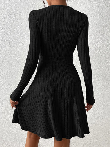 New for autumn/Winter 2024 Women Knit Slim Sexy Bodycon Dress V-Neck Long Sleeve Dress Solid Casual Midi Sweater Dress