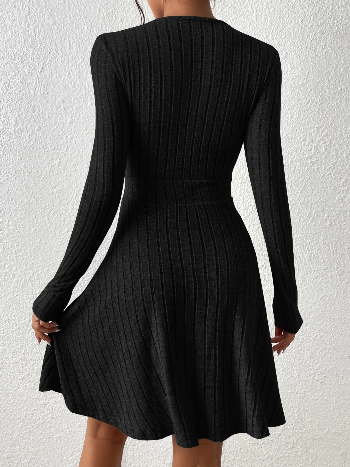New for autumn/Winter 2024 Women Knit Slim Sexy Bodycon Dress V-Neck Long Sleeve Dress Solid Casual Midi Sweater Dress